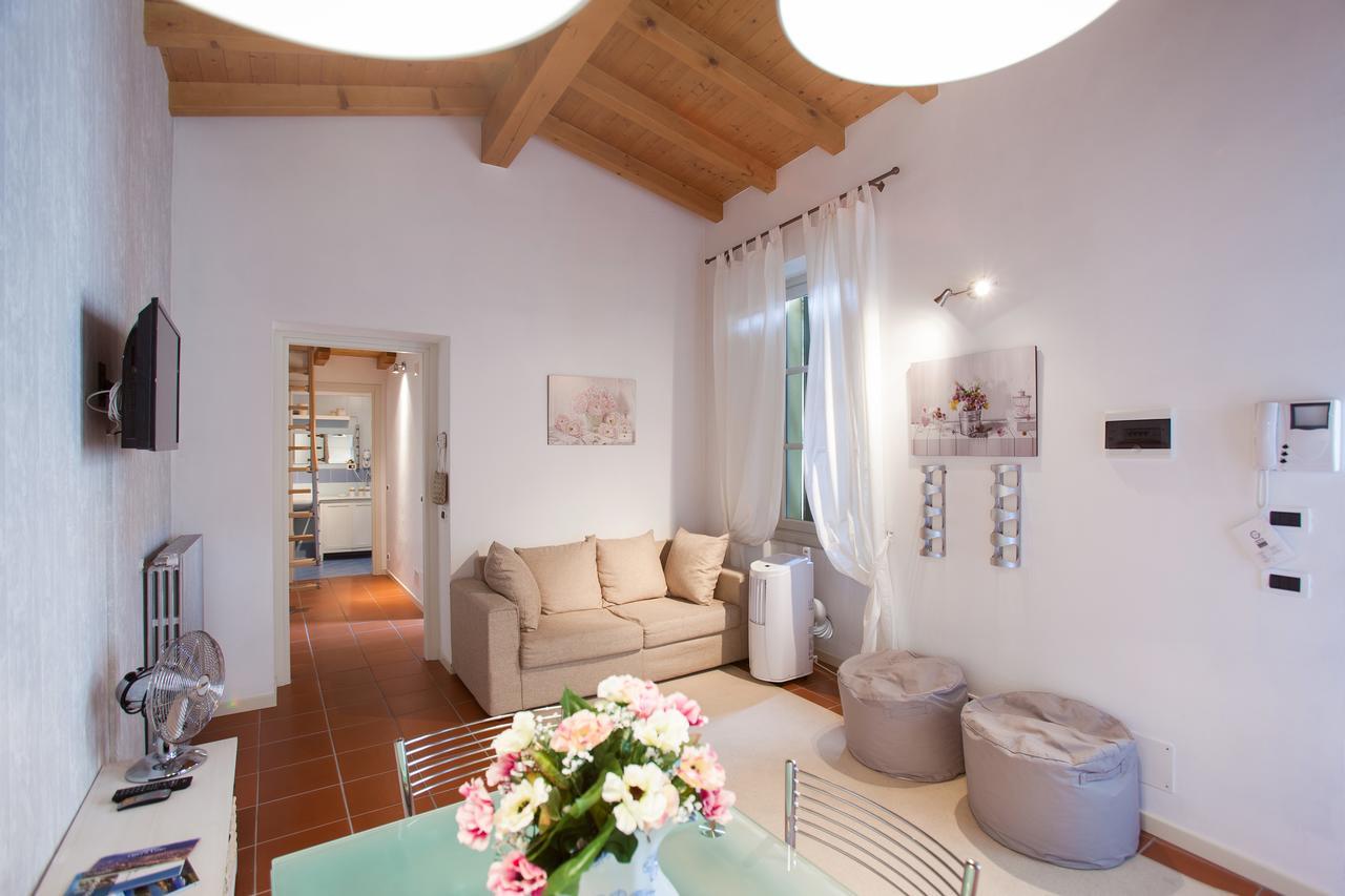 Soleluna Apartments - By Relais Di Giada Lake Como Екстериор снимка